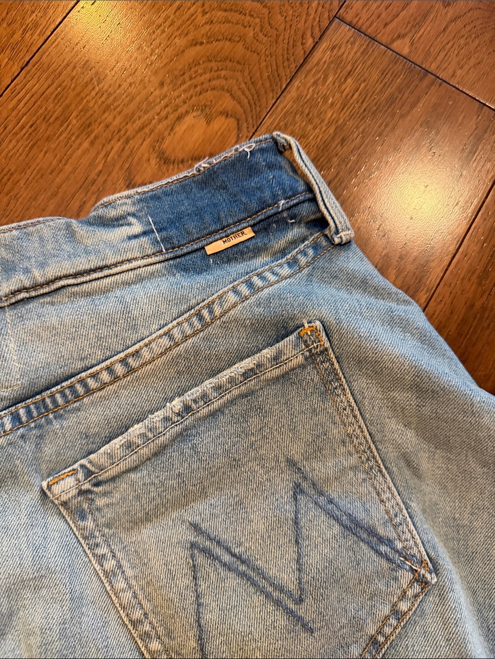 MOTHER SHORTS - Picture 6 of 6